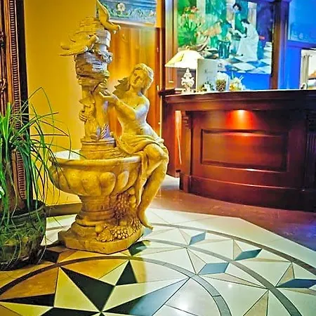 Gaja Hotel