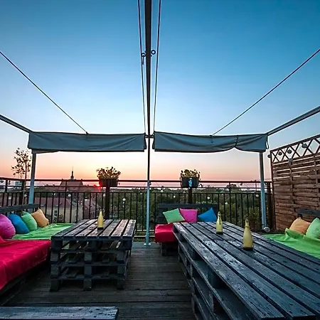 Gaja Hotel 3*